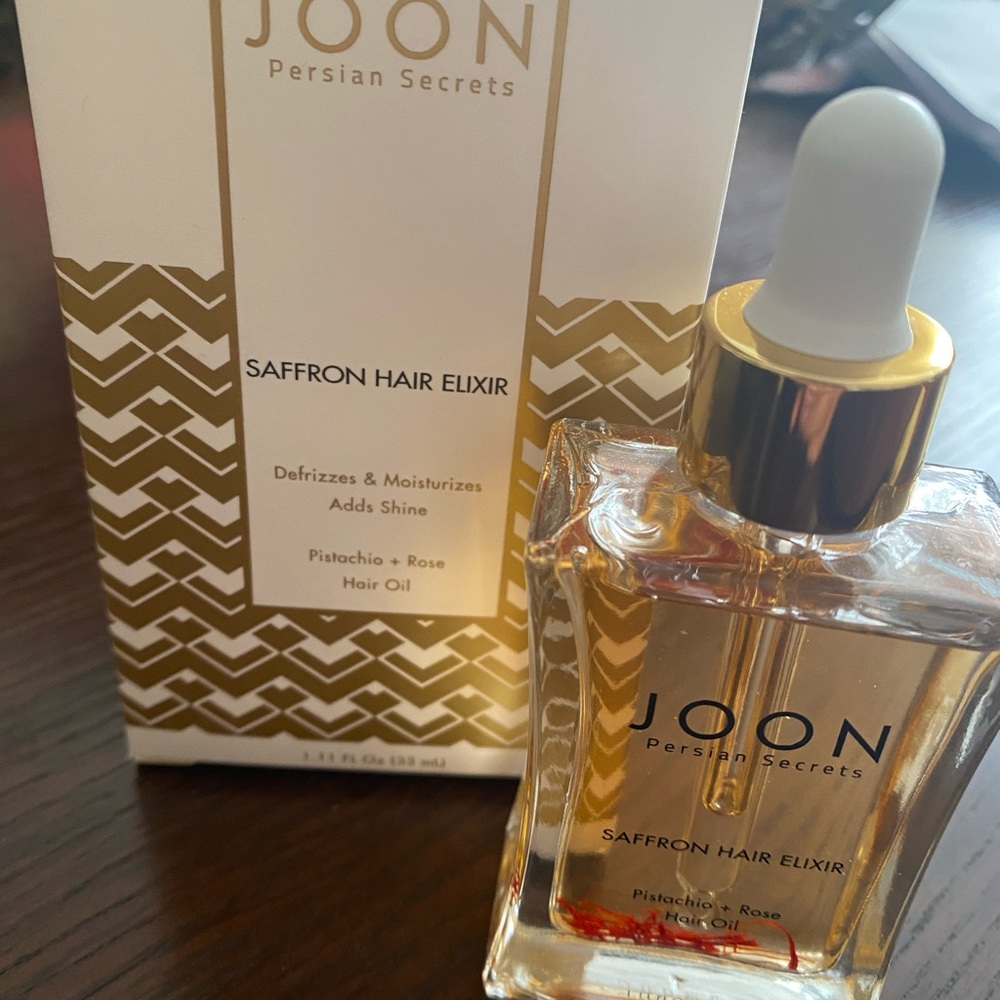 Brand new Saffron Hair Elixir oil.
